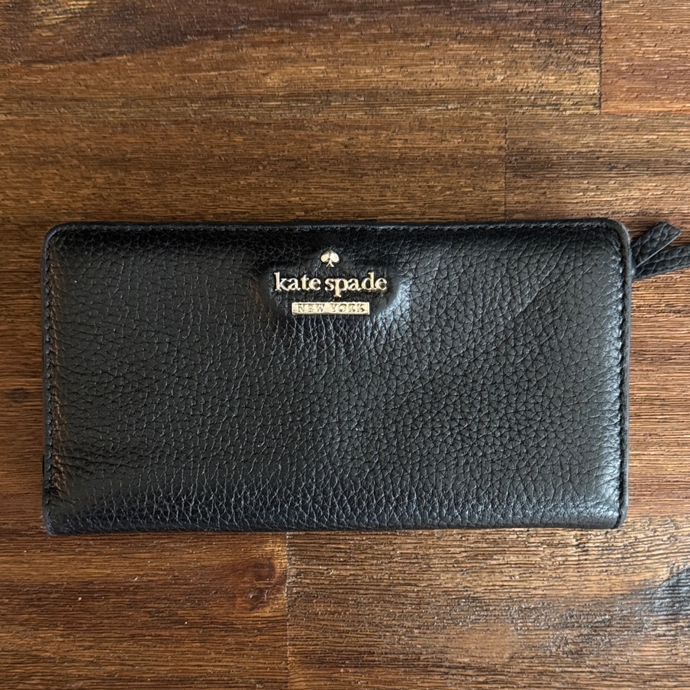 Kate Spade Black Textured Wallet